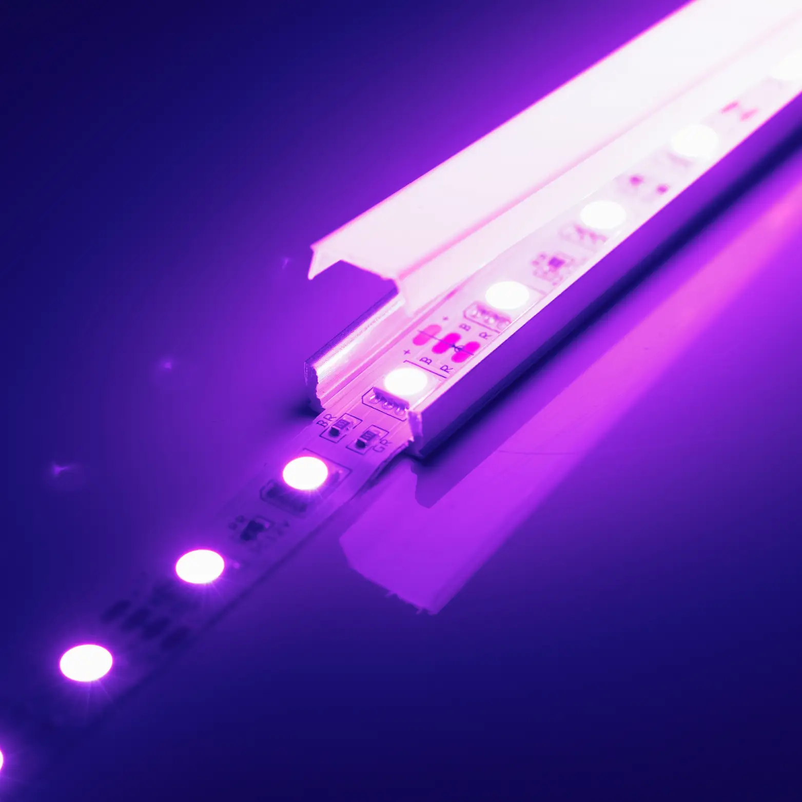 LED Diffuser channel Plastic Extrusion Profile